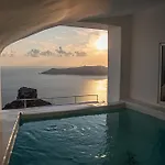Heavens Edge By Mr And Mrs White Hotell