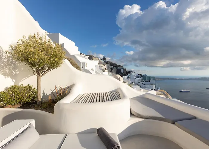 Heavens Edge * Imerovigli (Santorini)