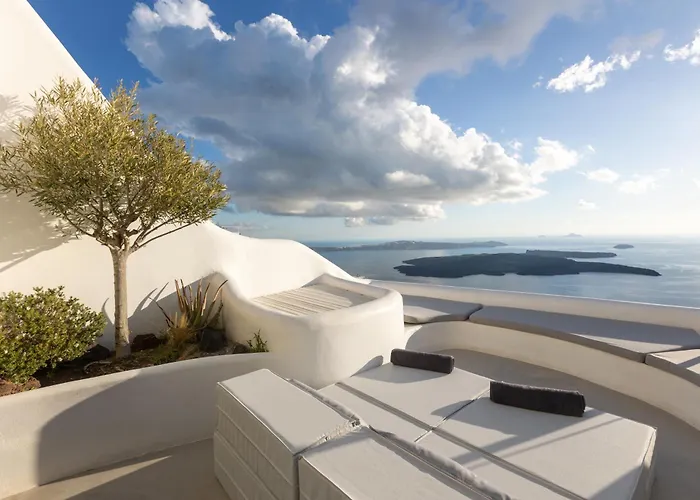 Heavens Edge * Imerovigli (Santorini)