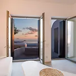 Heavens Edge By Mr And Mrs White Imerovigli (Santorini)