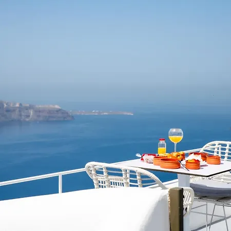 Hotel Heavens Edge