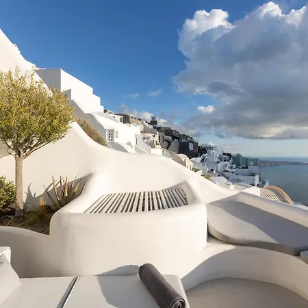 Heavens Edge * Imerovigli (Santorini)
