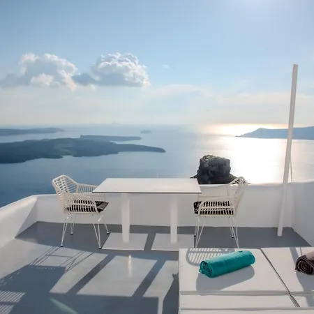Heavens Edge Hotel