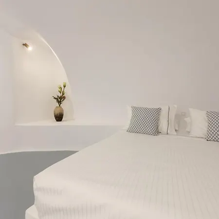 Heavens Edge Hotel