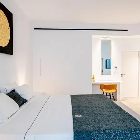 Heavens Edge By Mr And Mrs White Hotel Imerovigli (Santorini)