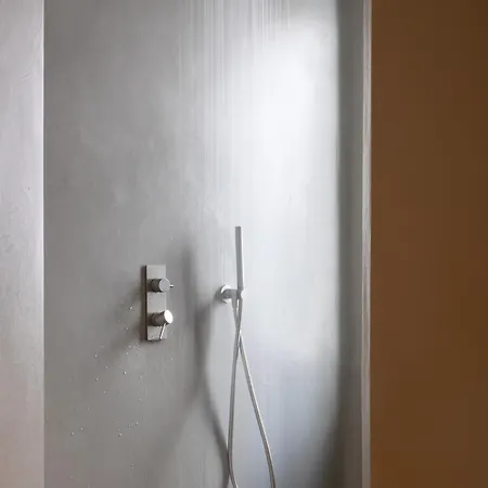 Heavens Edge فندق إيميروفيغلي