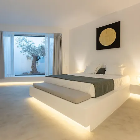 Heavens Edge By Mr And Mrs White Imerovigli (Santorini)