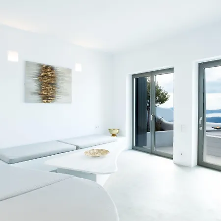 Heavens Edge By Mr And Mrs White * Imerovigli (Santorini)