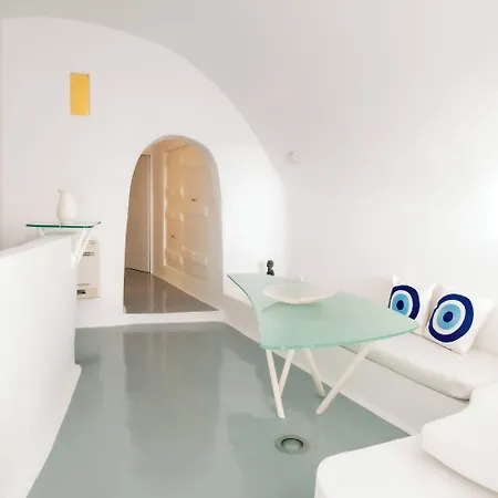 Heavens Edge By Mr And Mrs White Hotel Imerovigli (Santorini)