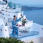 Heavens Edge By Mr And Mrs White * Ημεροβίγλι