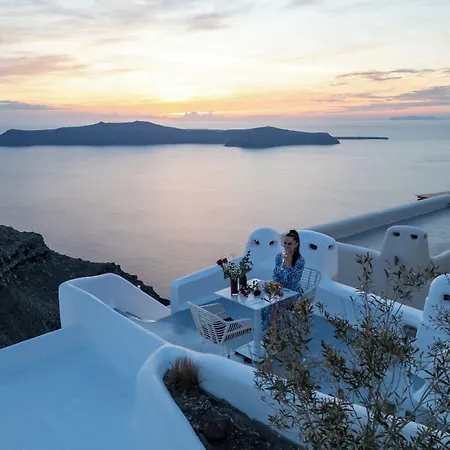 Hotel Heavens Edge Imerovigli (Santorini)